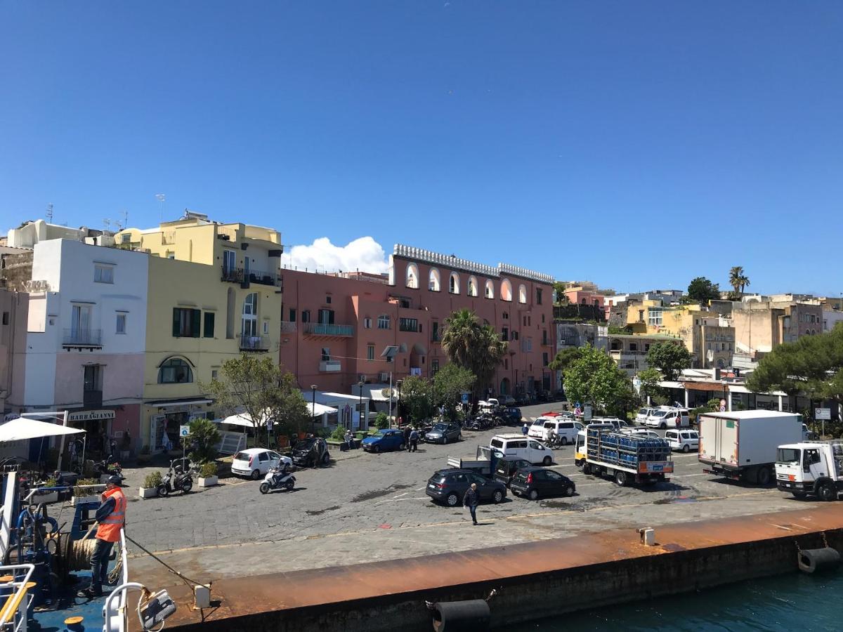 Vento Di Mare Bed & Breakfast Procida Exterior photo