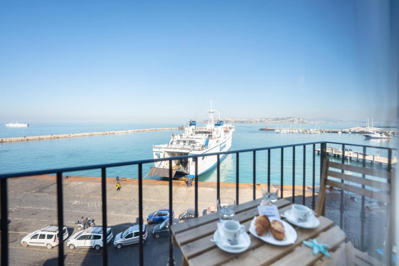 Vento Di Mare Bed & Breakfast Procida Exterior photo